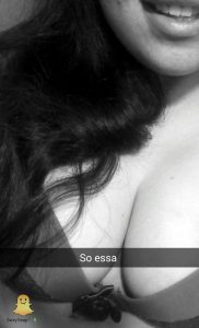 fille du 21 fait snap nue intime